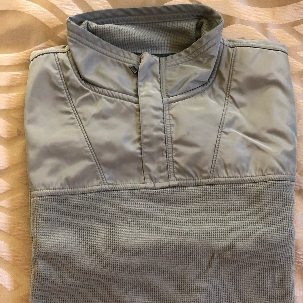 Banana Republic pullover sweater